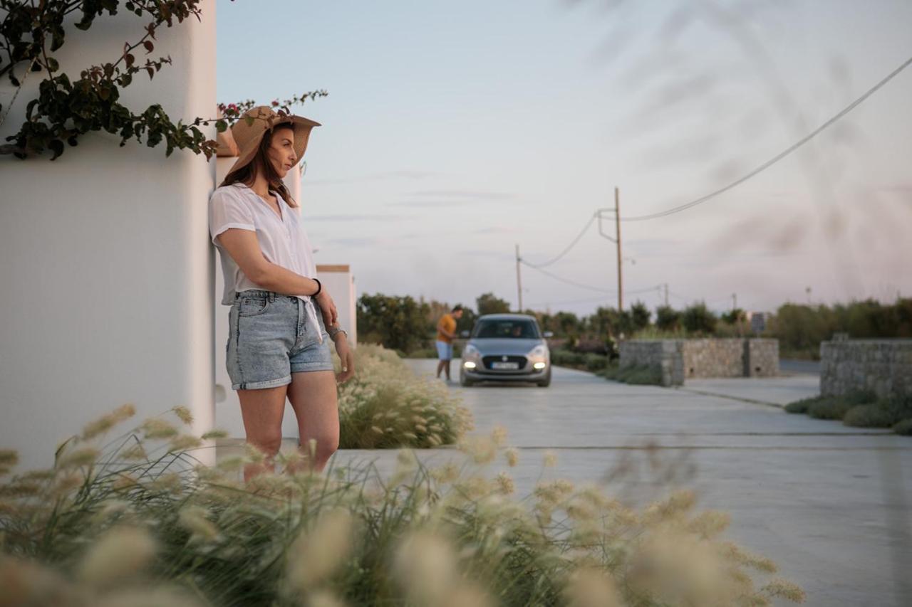 Alio Naxos Luxury Suites อายิโอส ยอร์ยิโอส ภายนอก รูปภาพ