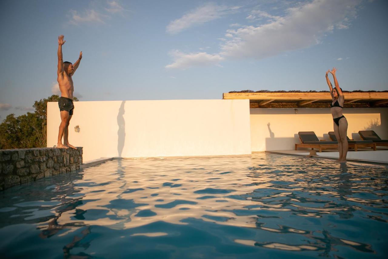 Alio Naxos Luxury Suites อายิโอส ยอร์ยิโอส ห้อง รูปภาพ