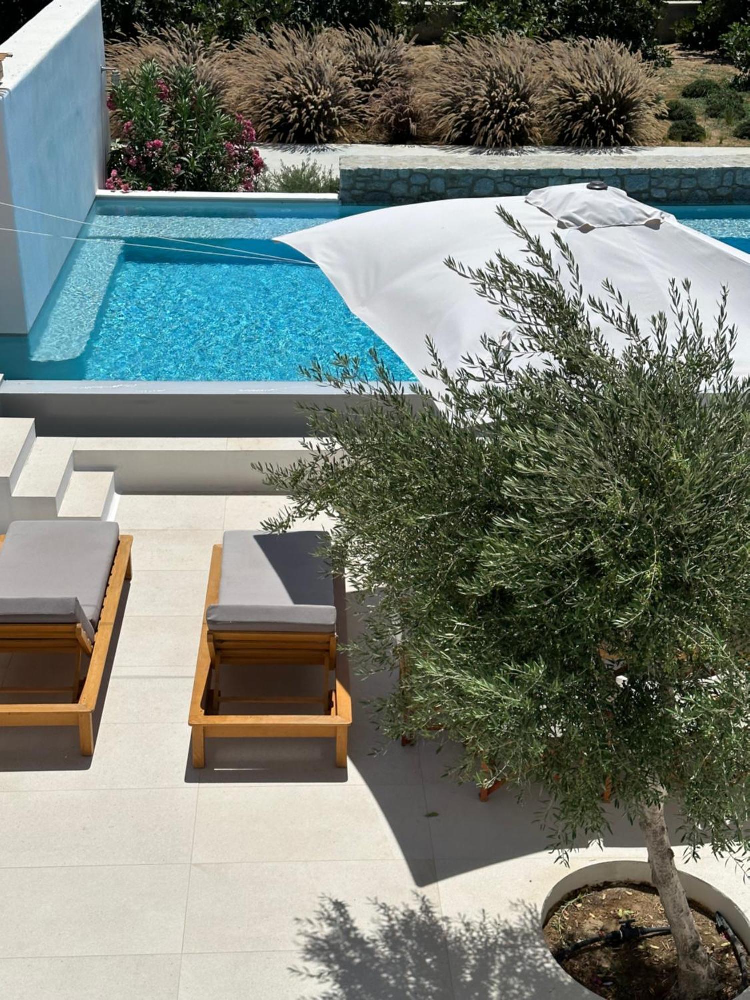Alio Naxos Luxury Suites อายิโอส ยอร์ยิโอส ภายนอก รูปภาพ